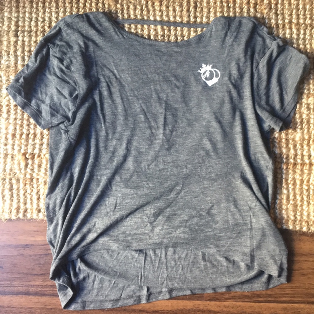 Bootyqueen apparel workout cutout top - Small